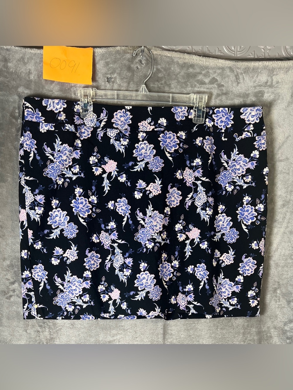 Briggs New York Black Mini Skirt with Lavender Floral Print